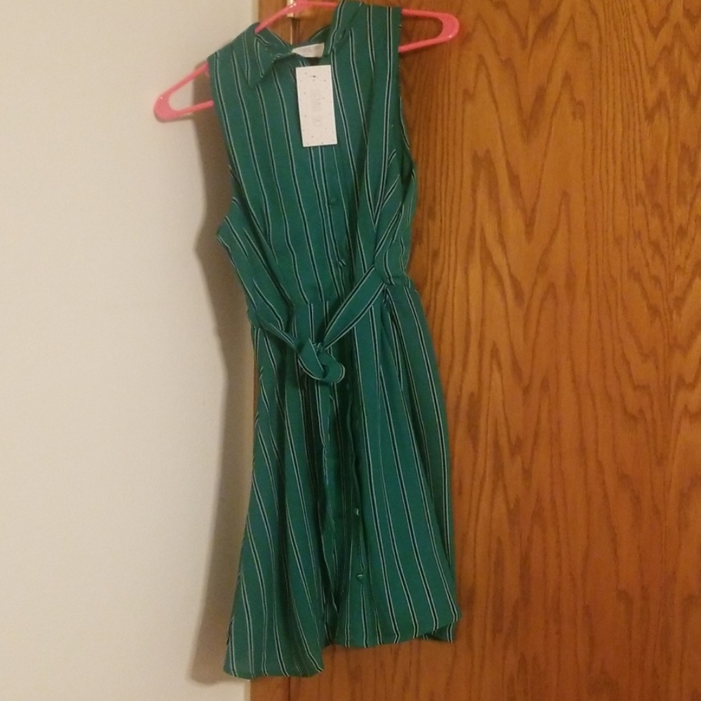 Sienna Sky Collared Green Summer Dress Size S